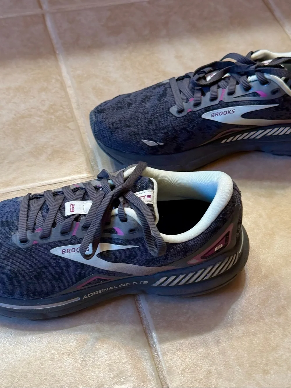 Brooks Women's Athletic Running Shoes - Gray with purple and mint green